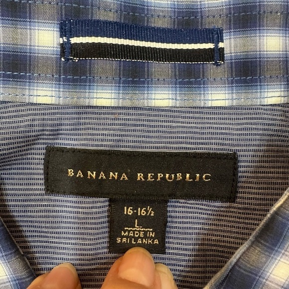 BANANA REPUBLIC Blue and White Checkered Casual Button Down Shirt 2 Pocket SZ L - Picture 4 of 8